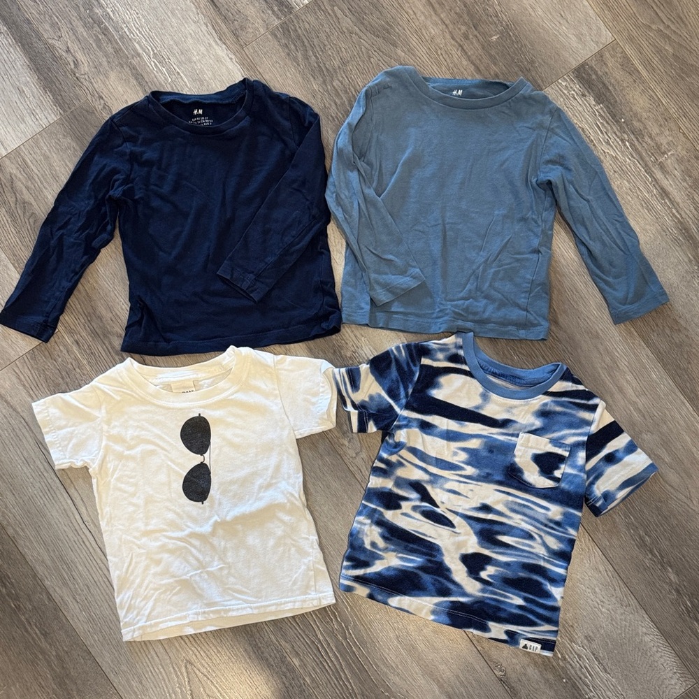 Toddler Boy’s Blue and White Shirts Set